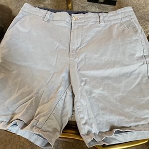 Nautica 33 waist shorts